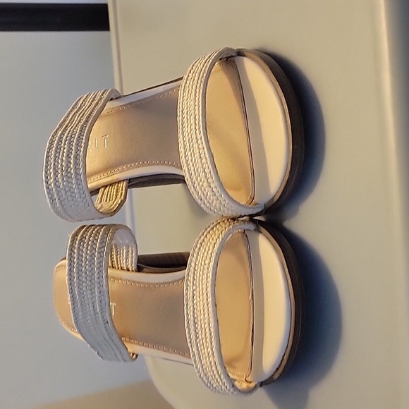 Esprit woven pumps - Picture 2 of 7